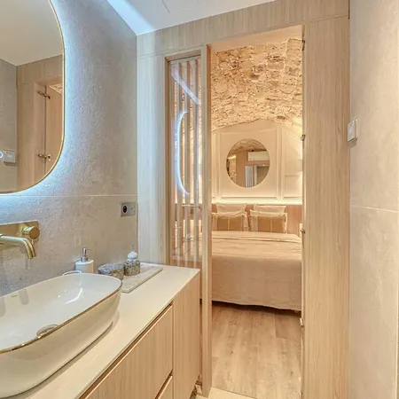 Historic Loft By Architect, Near Louvre Apartment Paris