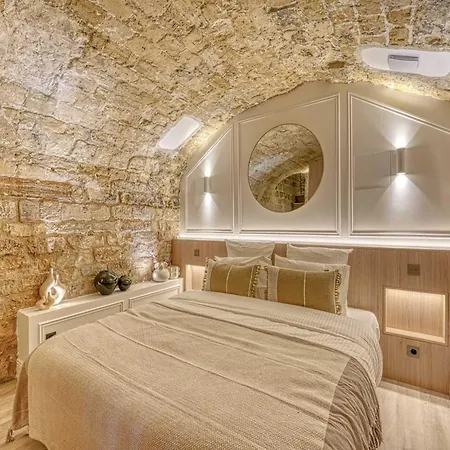 Historic Loft By Architect, Near Louvre Apartment *